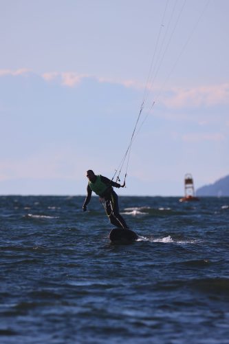 kitesurf